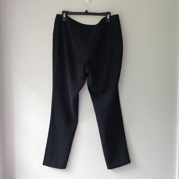 VINCE CAMUTO Flat Front Slacks | Women's 8 | Black Dress Pants, Slacks - Picture 4 of 6